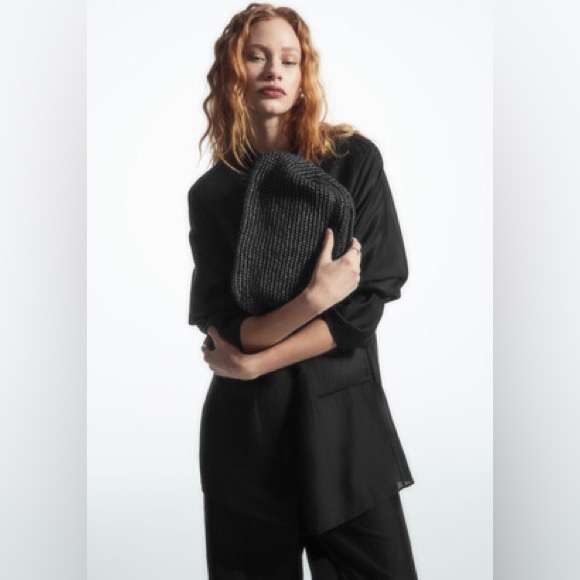 Cos Framed Structured Raffia Clutch In Black - Picture 6 of 6